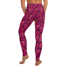 Load image into Gallery viewer, Black/Pink Heart Yoga Leggings
